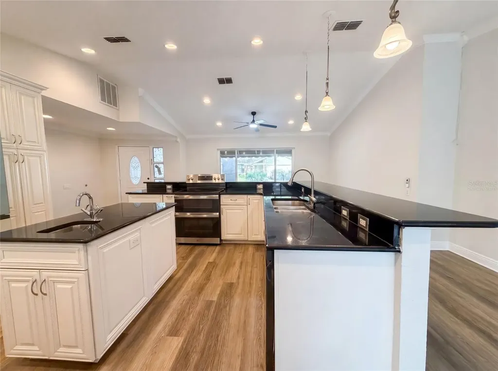 37 Osprey Street Safety Harbor FL 34695