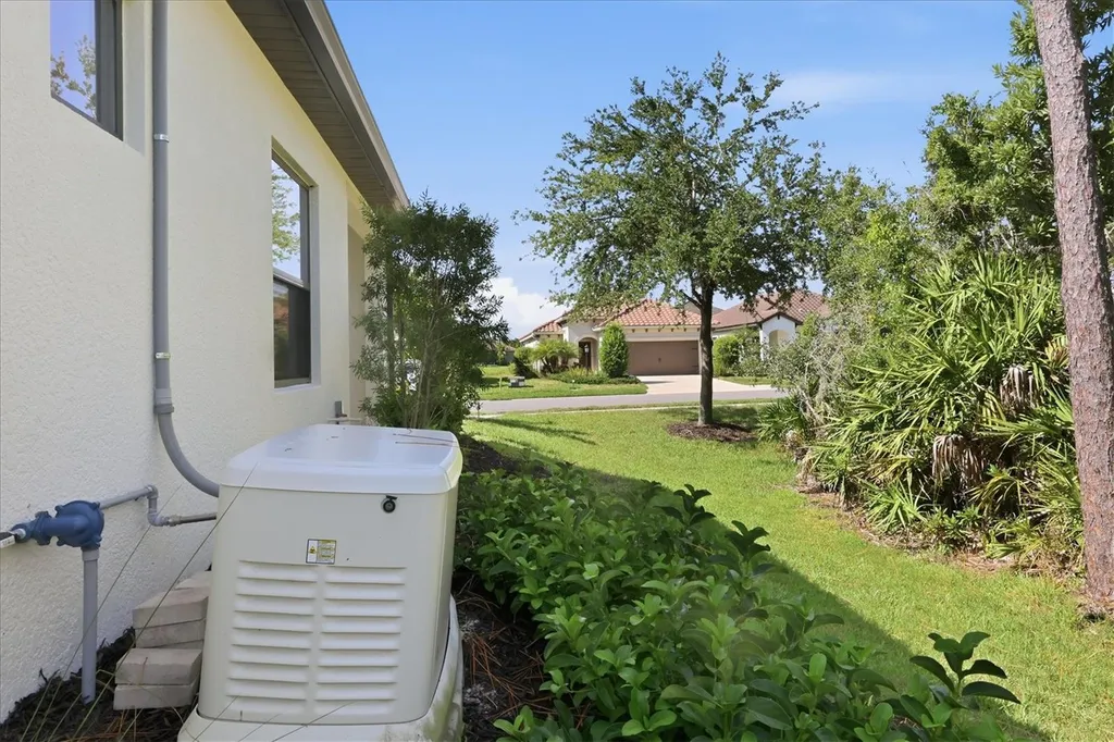 12946 True Blue Circle Bradenton FL 34211