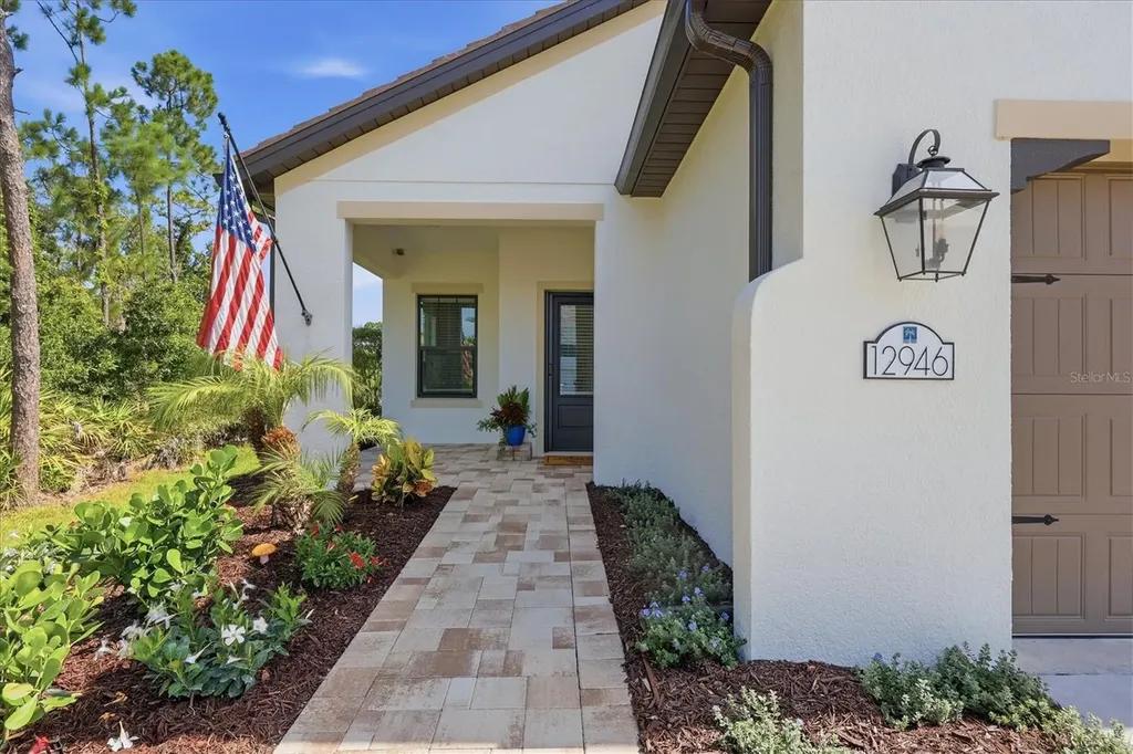 12946 True Blue Circle Bradenton FL 34211