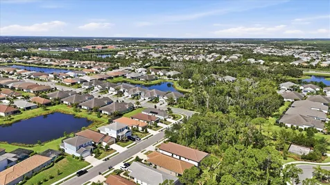 12946 True Blue Circle Bradenton FL 34211