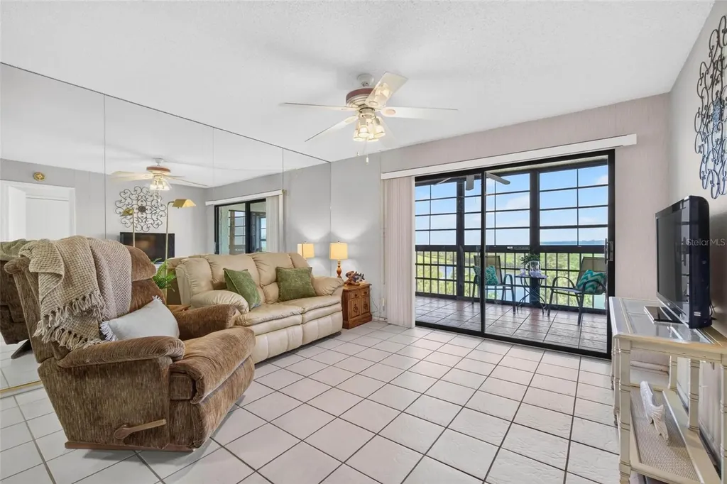 9860 62nd Terrace N St Petersburg FL 33708