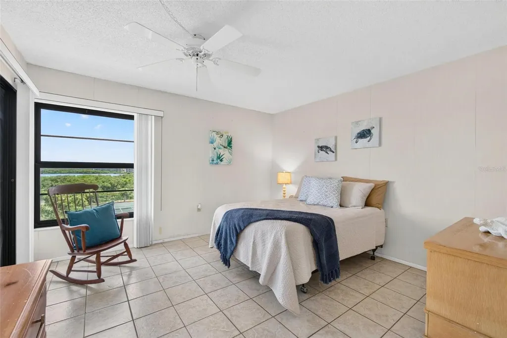 9860 62nd Terrace N St Petersburg FL 33708