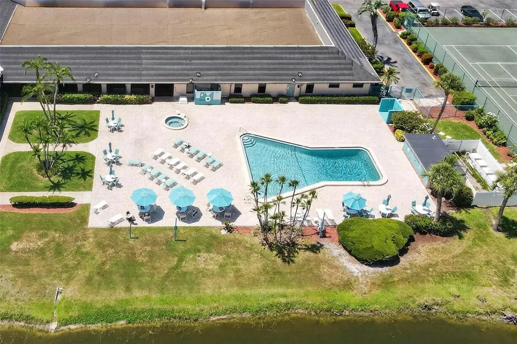 9860 62nd Terrace N St Petersburg FL 33708