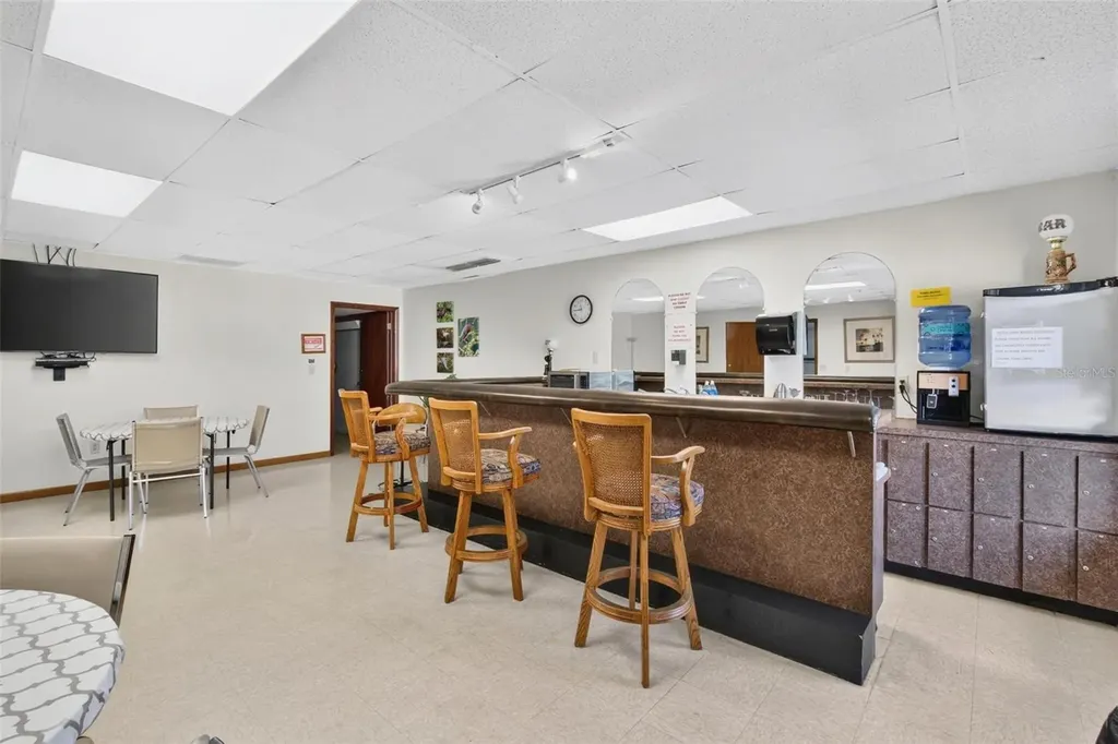 9860 62nd Terrace N St Petersburg FL 33708
