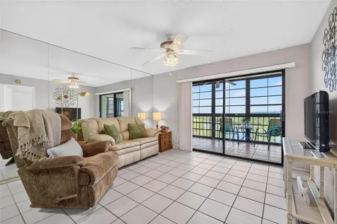 9860 62nd Terrace N St Petersburg FL 33708