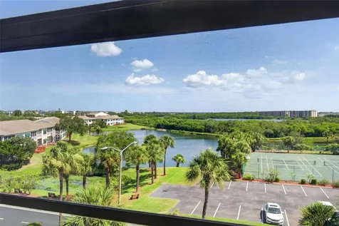 9860 62nd Terrace N St Petersburg FL 33708