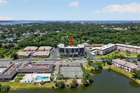 9860 62nd Terrace N St Petersburg FL 33708