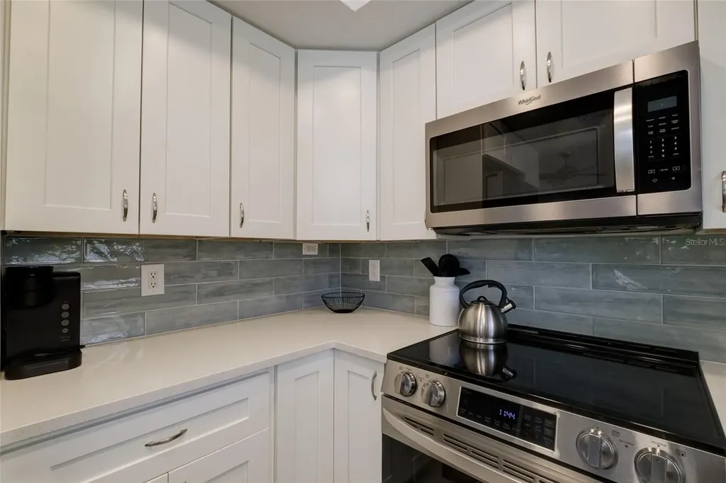161 Vista Hermosa Circle Sarasota FL 34242