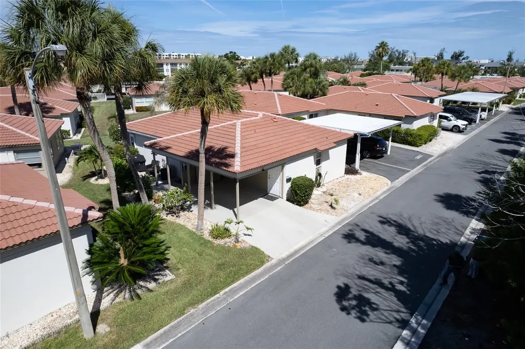 161 Vista Hermosa Circle Sarasota FL 34242