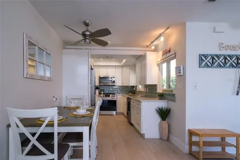 161 Vista Hermosa Circle Sarasota FL 34242
