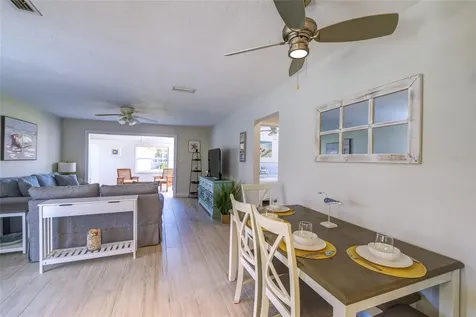 161 Vista Hermosa Circle Sarasota FL 34242