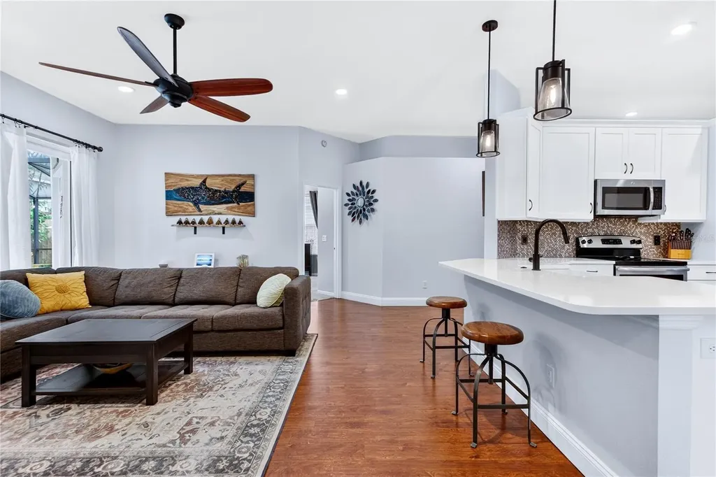 3043 Randleman Court Oviedo FL 32765