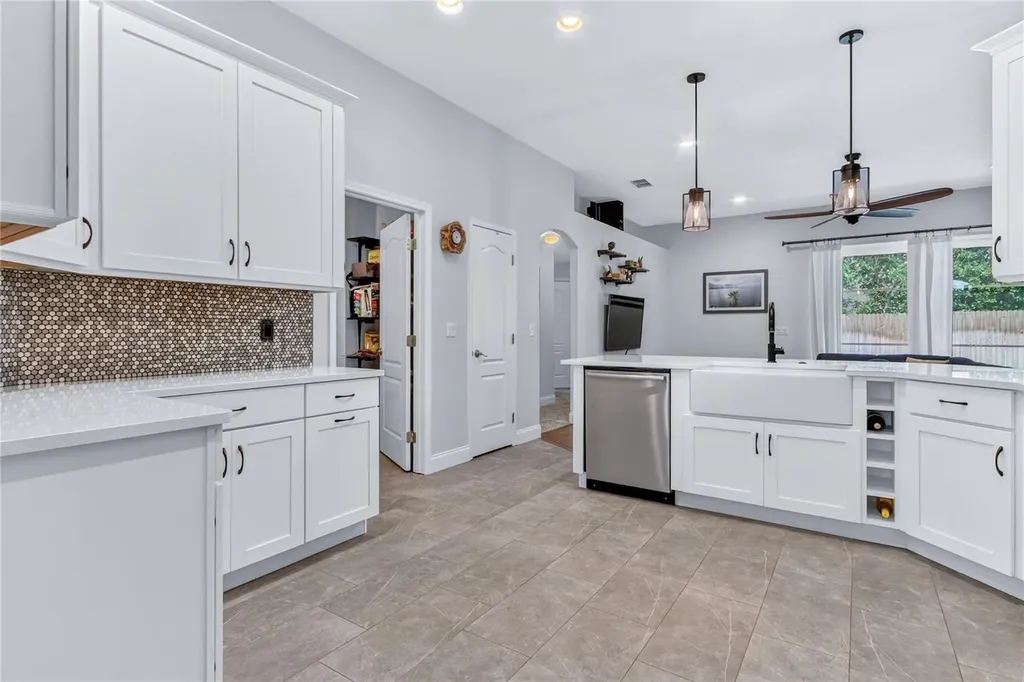 3043 Randleman Court Oviedo FL 32765