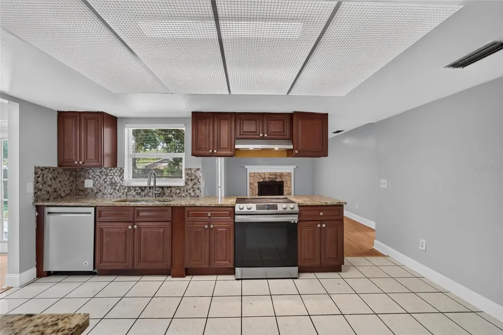 615 Pine Forest Drive Brandon FL 33511