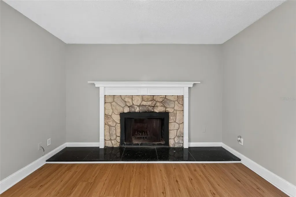 615 Pine Forest Drive Brandon FL 33511