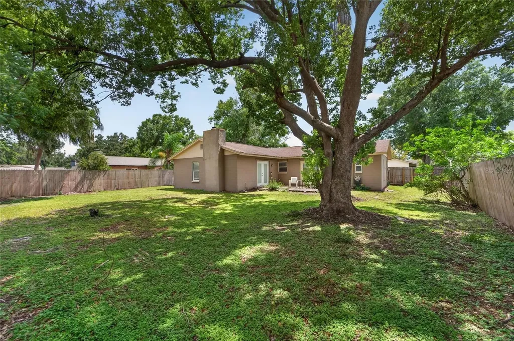 615 Pine Forest Drive Brandon FL 33511