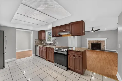 615 Pine Forest Drive Brandon FL 33511