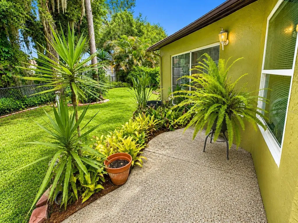 9801 Didrikson Drive New Port Richey FL 34655