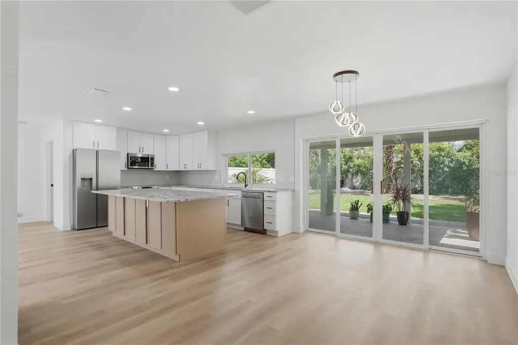 2235 Anastasia Way S St Petersburg FL 33712