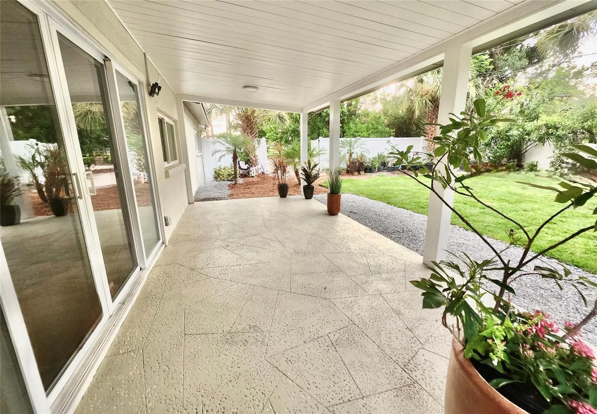 2235 Anastasia Way S St Petersburg FL 33712