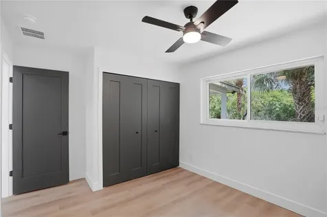 2235 Anastasia Way S St Petersburg FL 33712