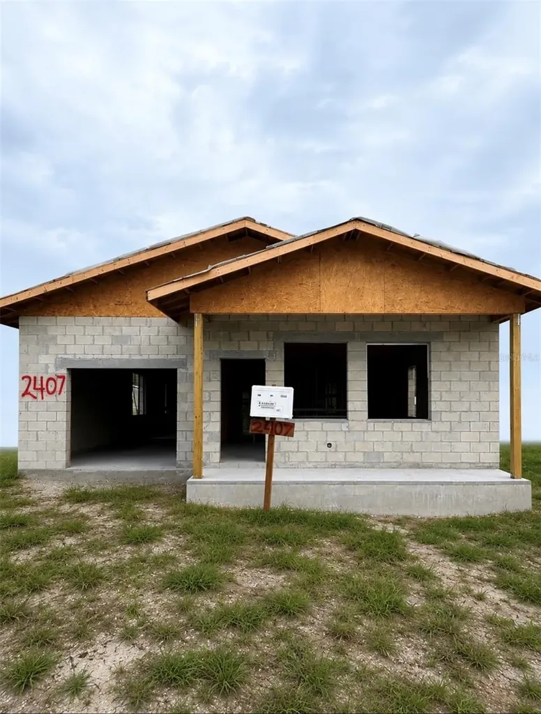 2407 E 38th Avenue Tampa FL 33610