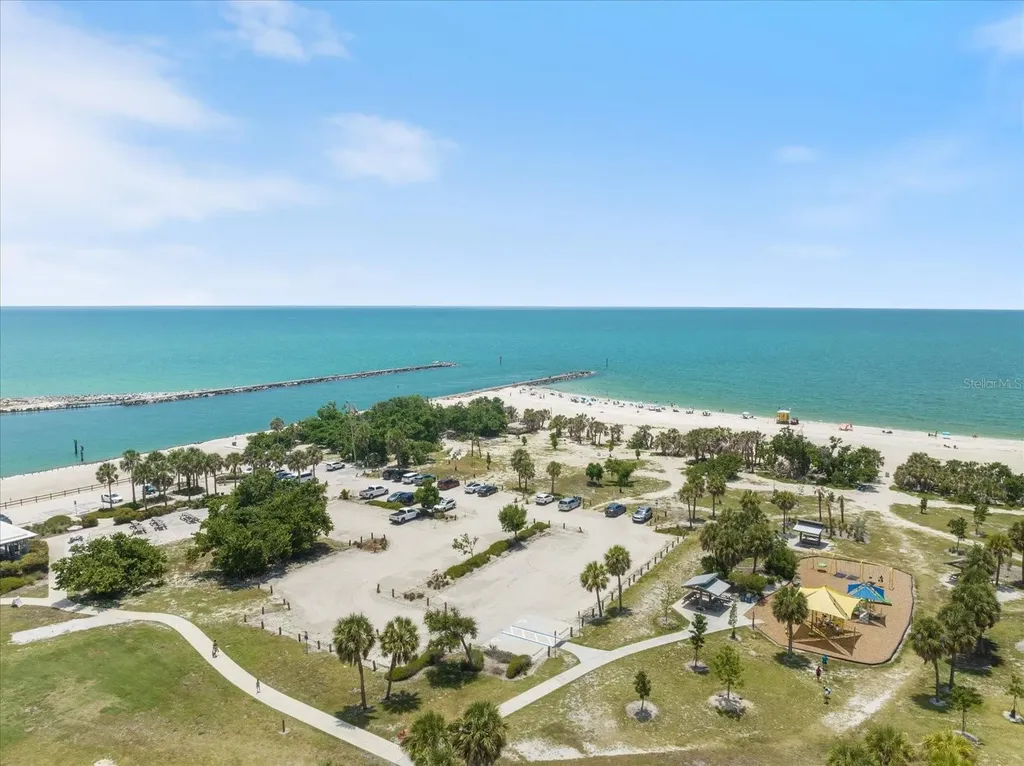 100 Circuit Road Nokomis FL 34275