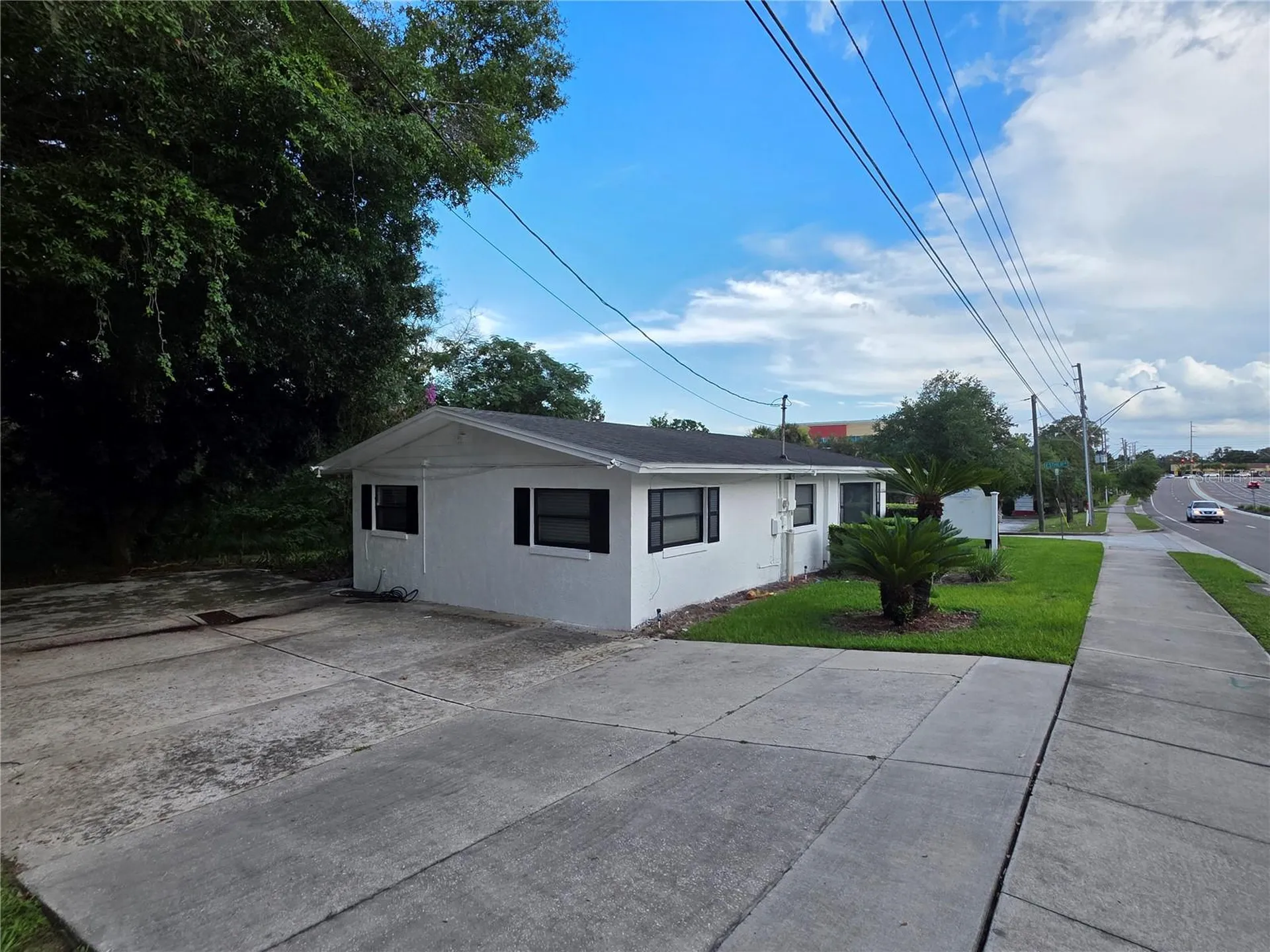 498 Esther Lane Altamonte Springs FL 32714
