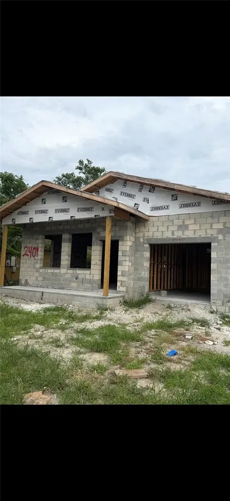 2409 E 38th Avenue Tampa FL 33610