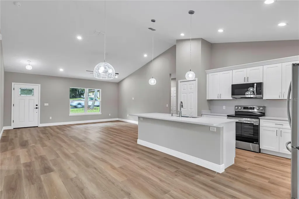 379 S Orange Avenue Orange City FL 32763