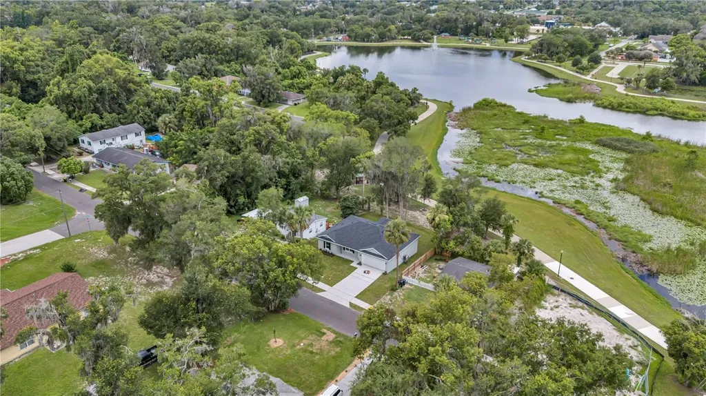 379 S Orange Avenue Orange City FL 32763