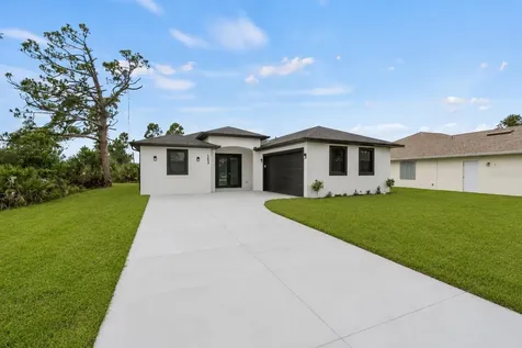 153 Australian Drive Rotonda West FL 33947