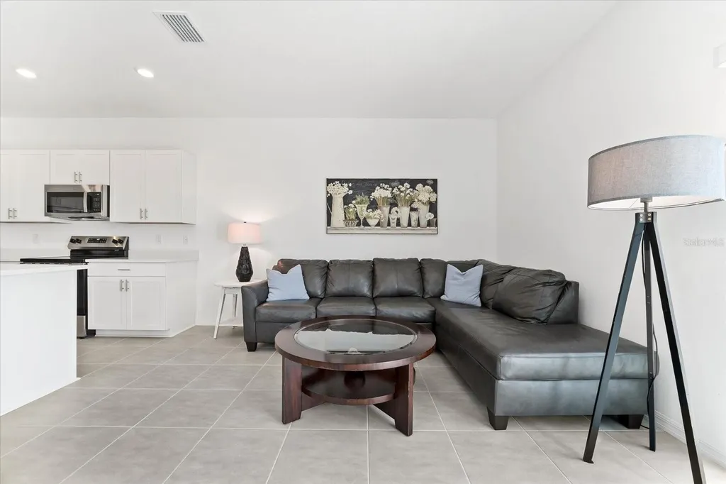 8701 Winter Breeze Sarasota FL 34241