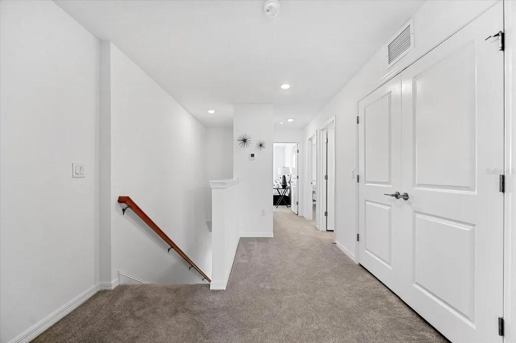 8701 Winter Breeze Sarasota FL 34241
