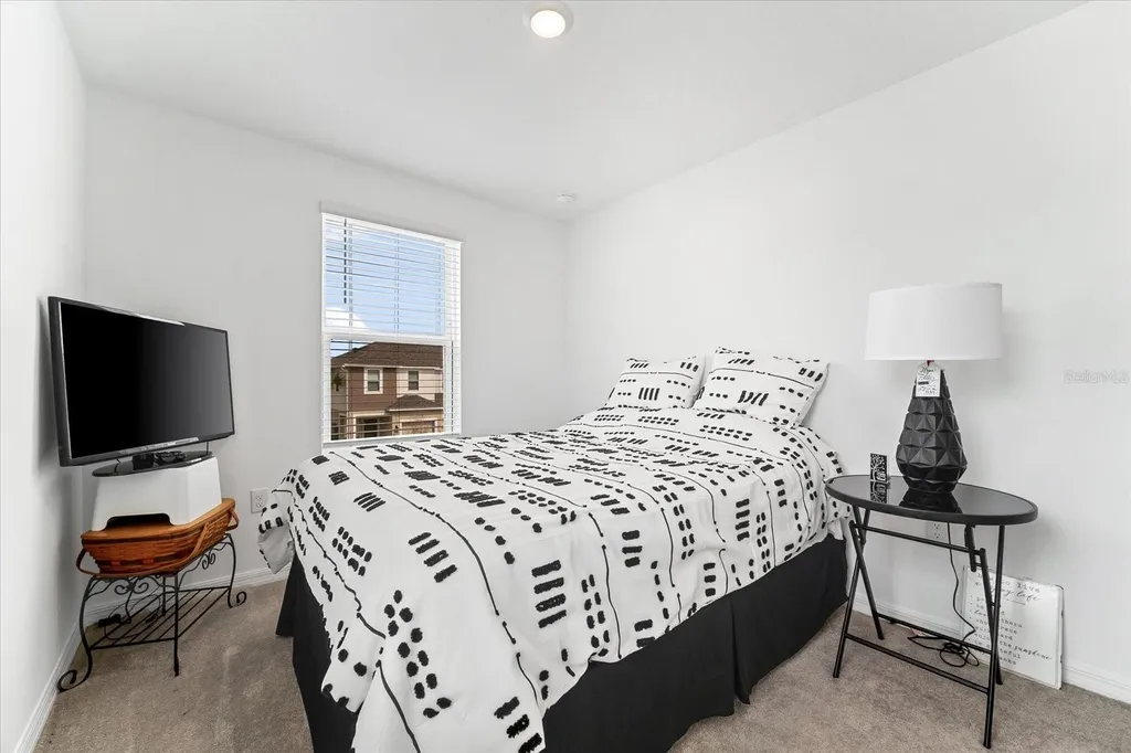 8701 Winter Breeze Sarasota FL 34241