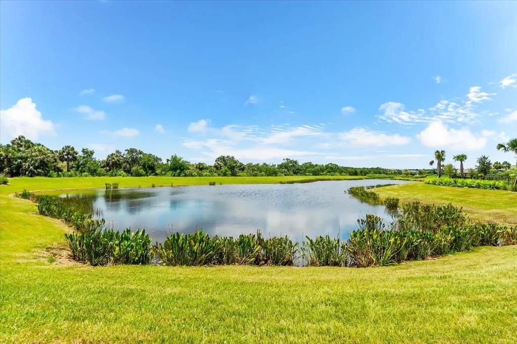 8701 Winter Breeze Sarasota FL 34241