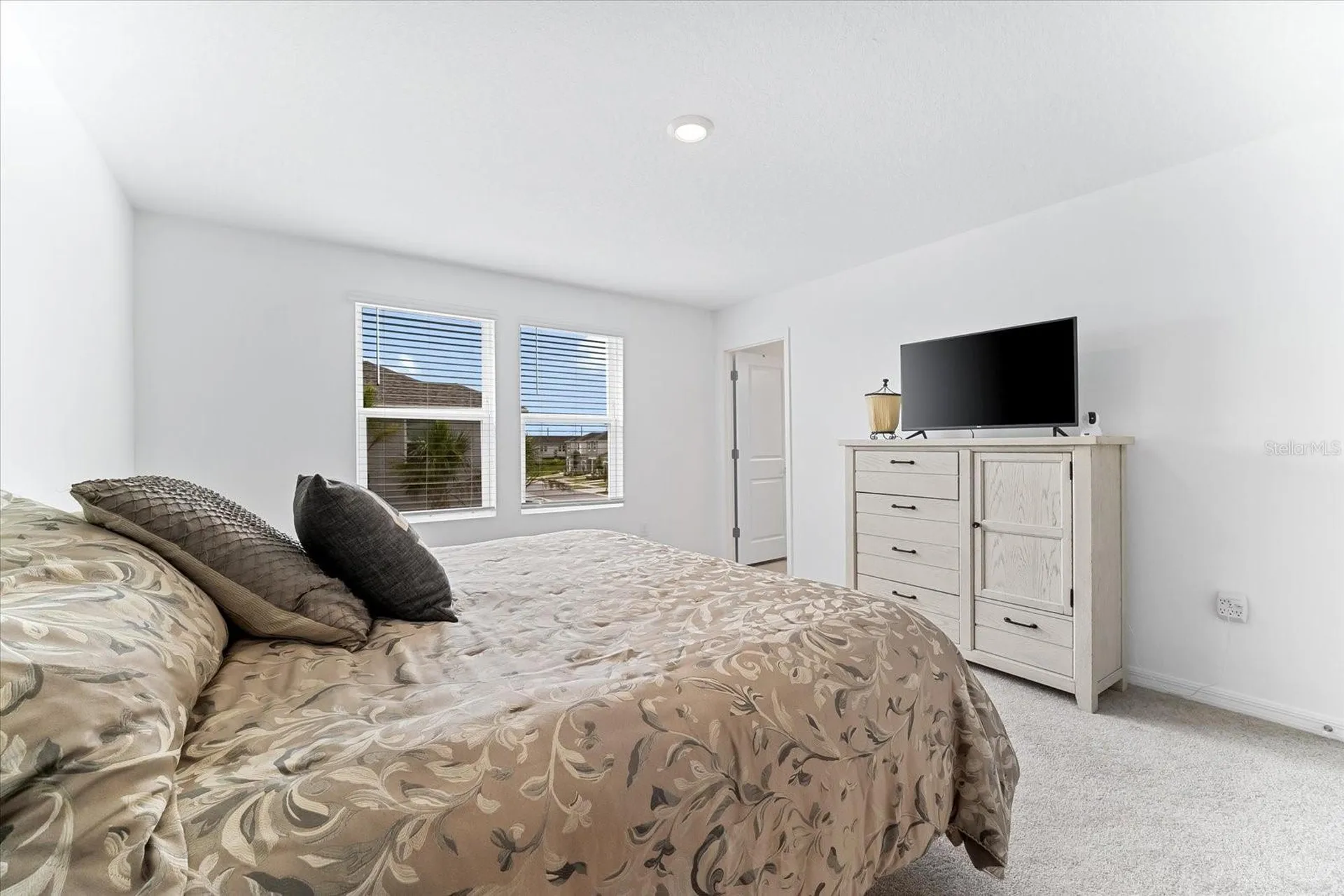 8701 Winter Breeze Sarasota FL 34241