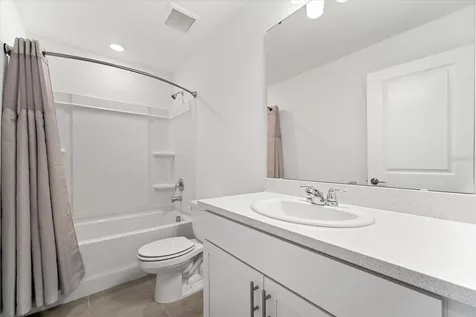 8701 Winter Breeze Sarasota FL 34241