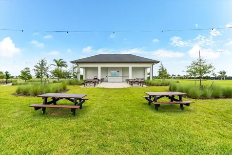 8701 Winter Breeze Sarasota FL 34241