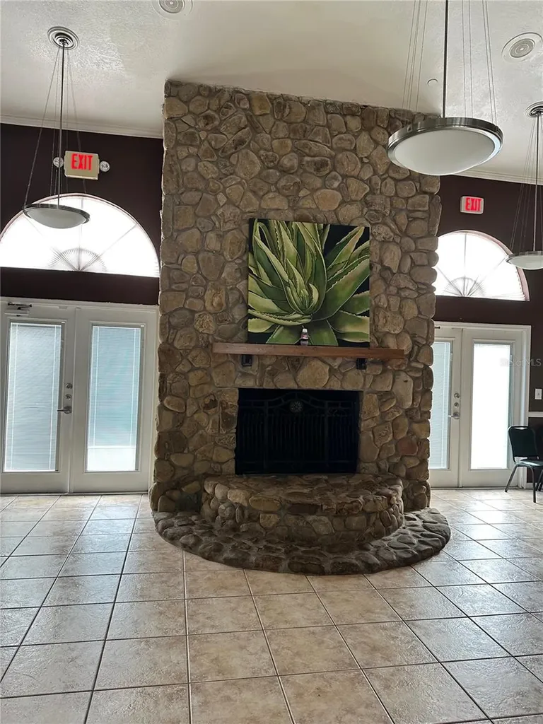 6052 Westgate Drive Orlando FL 32835