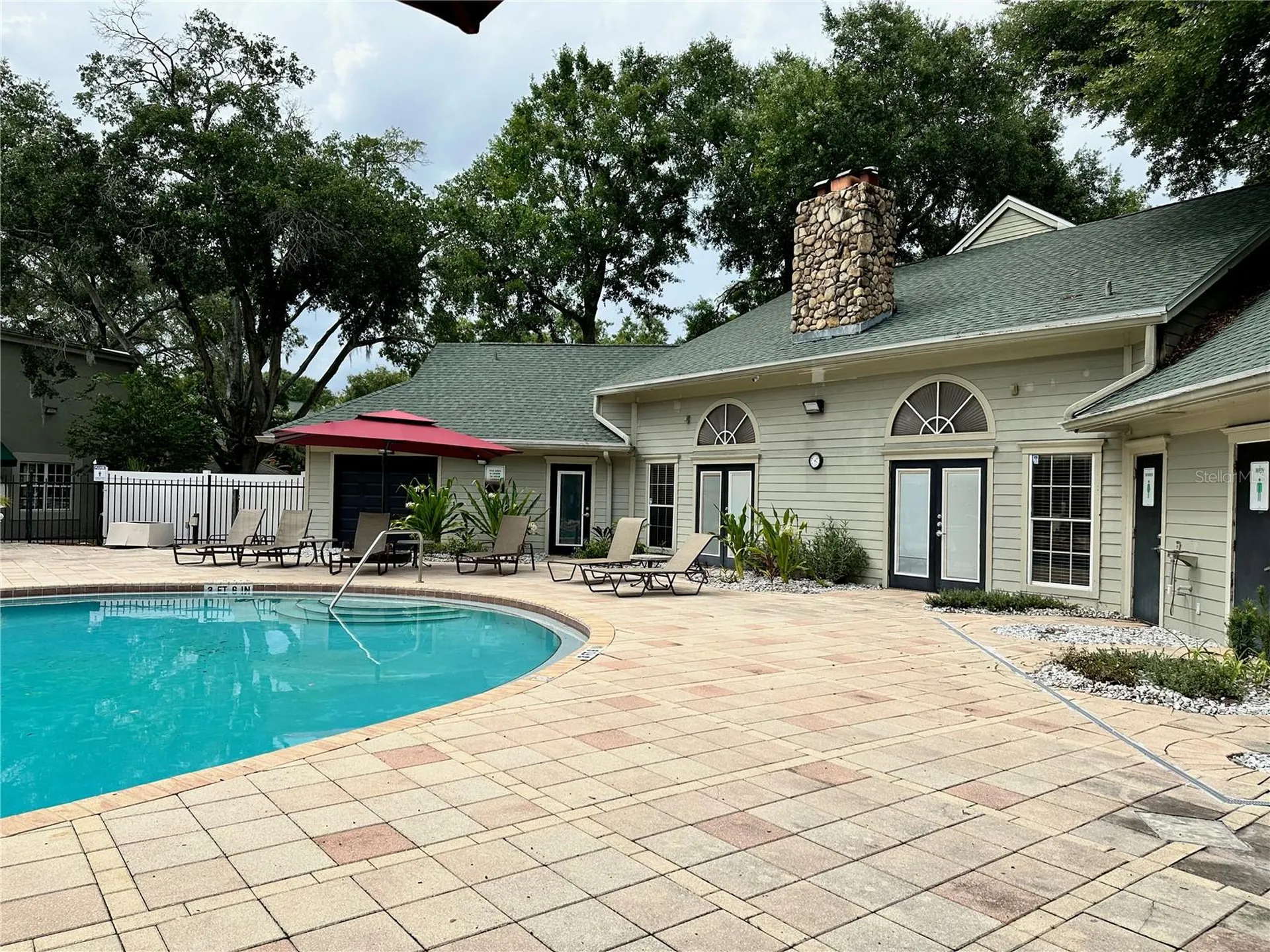 6052 Westgate Drive Orlando FL 32835