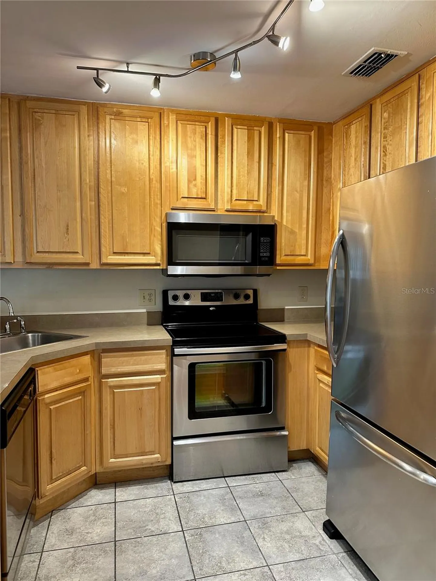 6052 Westgate Drive Orlando FL 32835