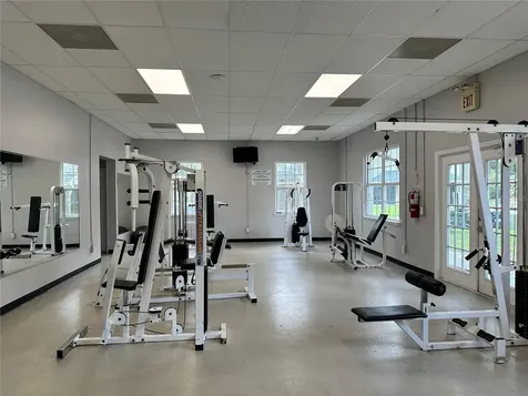 6052 Westgate Drive Orlando FL 32835