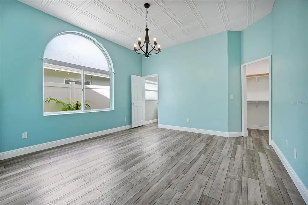 1224 Lake Blue Circle Apopka FL 32703