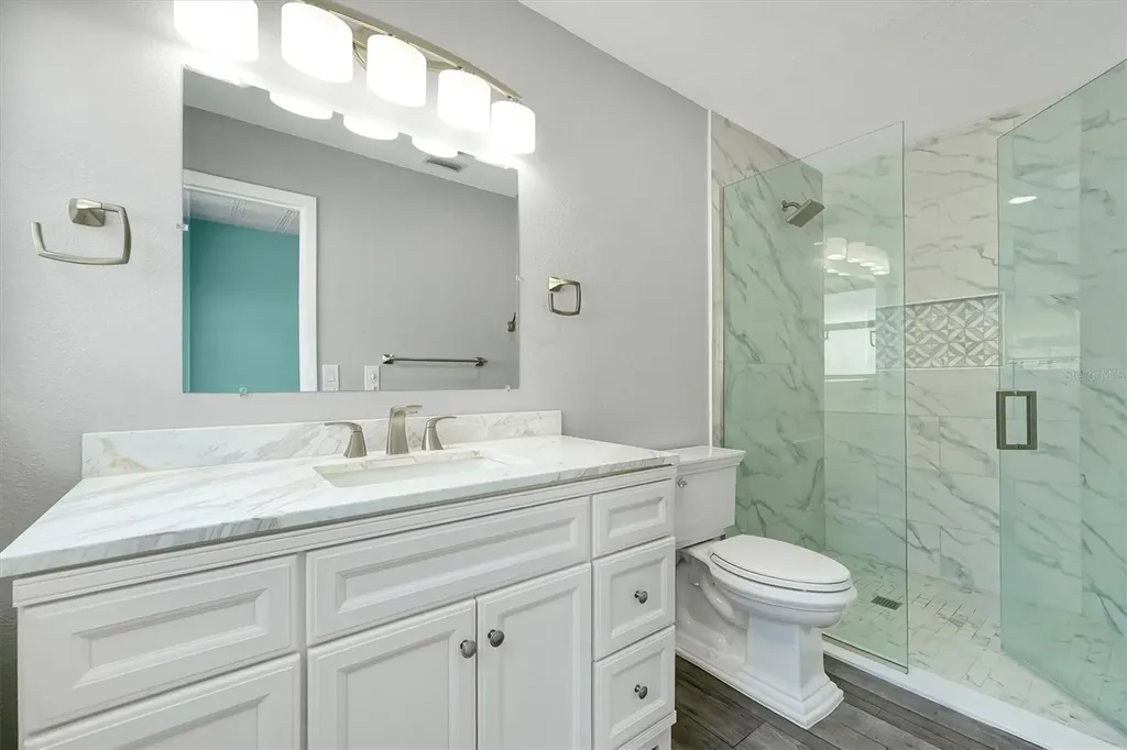 1224 Lake Blue Circle Apopka FL 32703