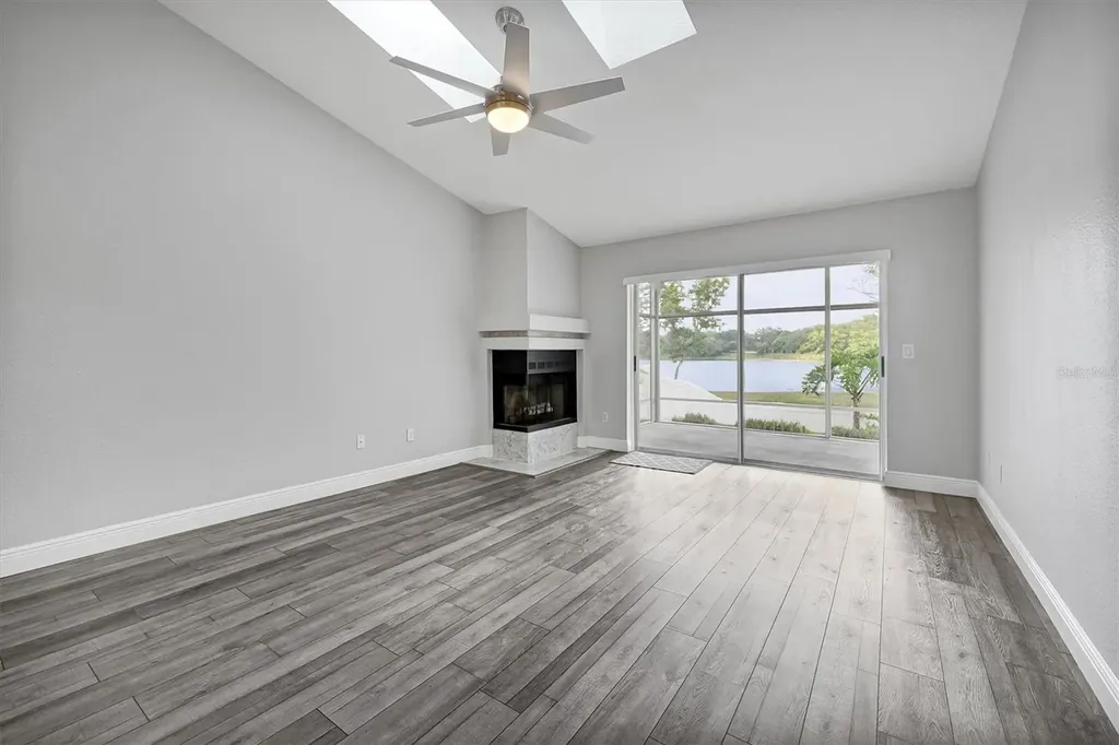 1224 Lake Blue Circle Apopka FL 32703