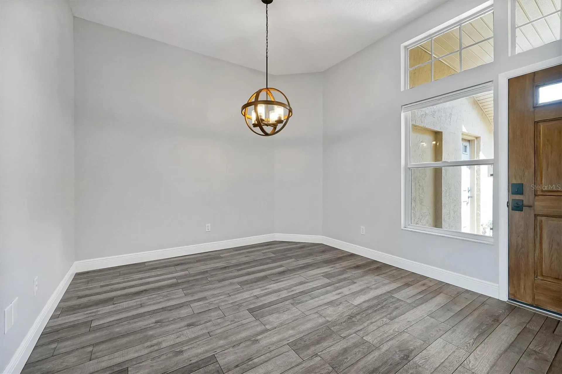 1224 Lake Blue Circle Apopka FL 32703