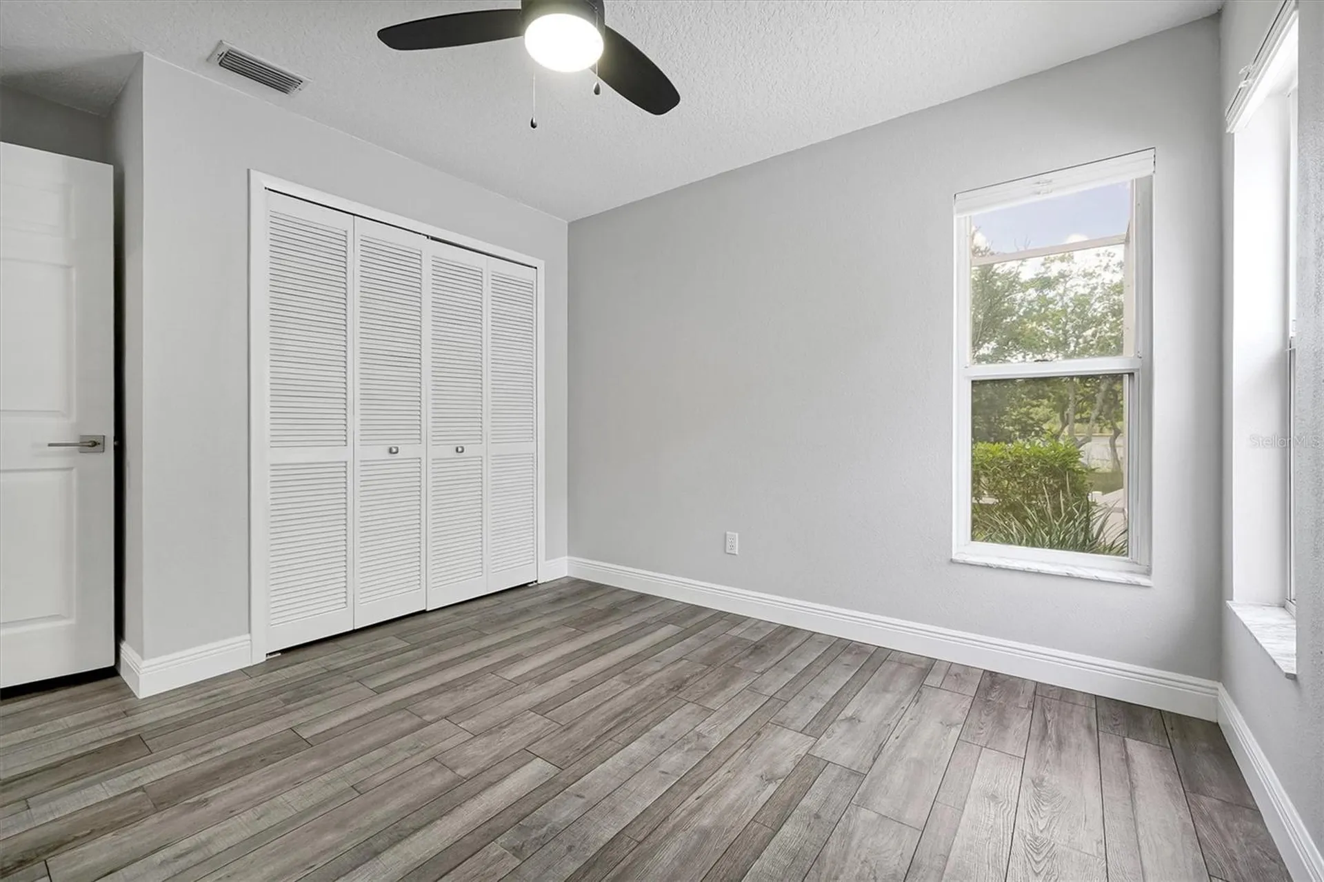 1224 Lake Blue Circle Apopka FL 32703