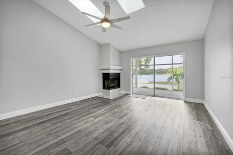 1224 Lake Blue Circle Apopka FL 32703
