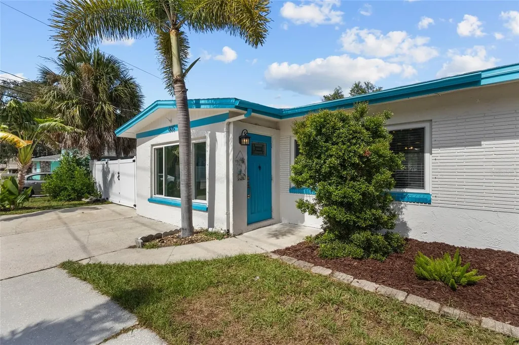 605 S Florida Avenue Tarpon Springs FL 34689